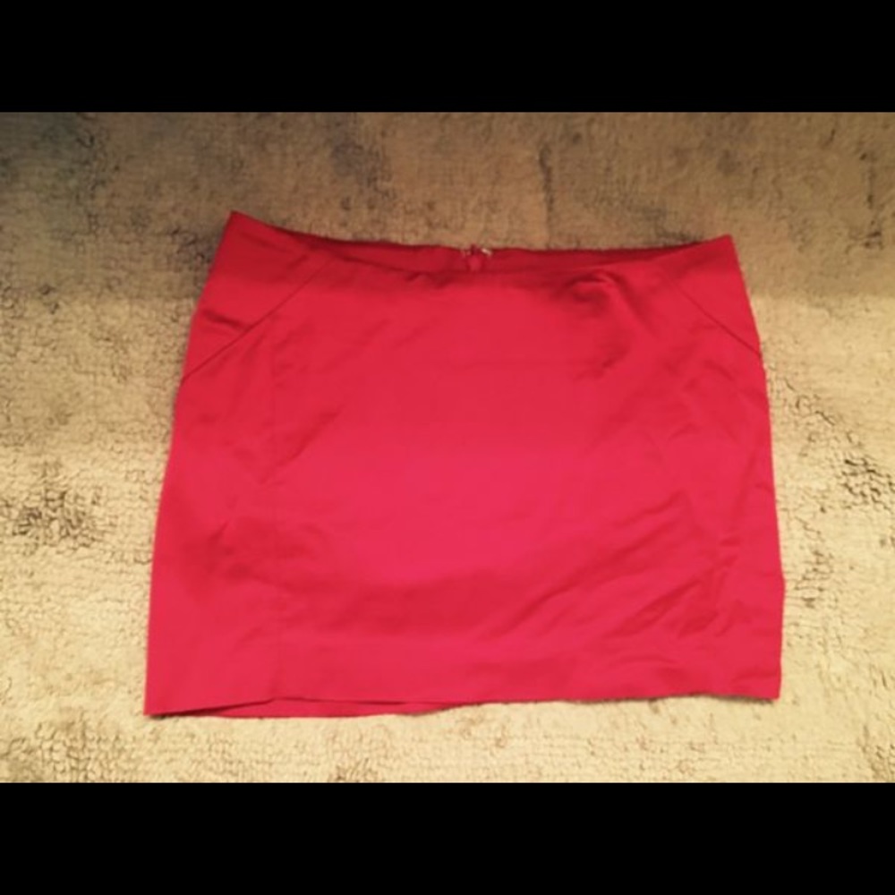 Bebe satin mini skirt